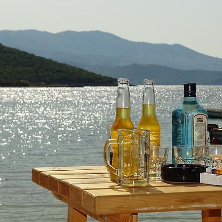 Vila Reni Risi Ksamil Exteriér fotografie