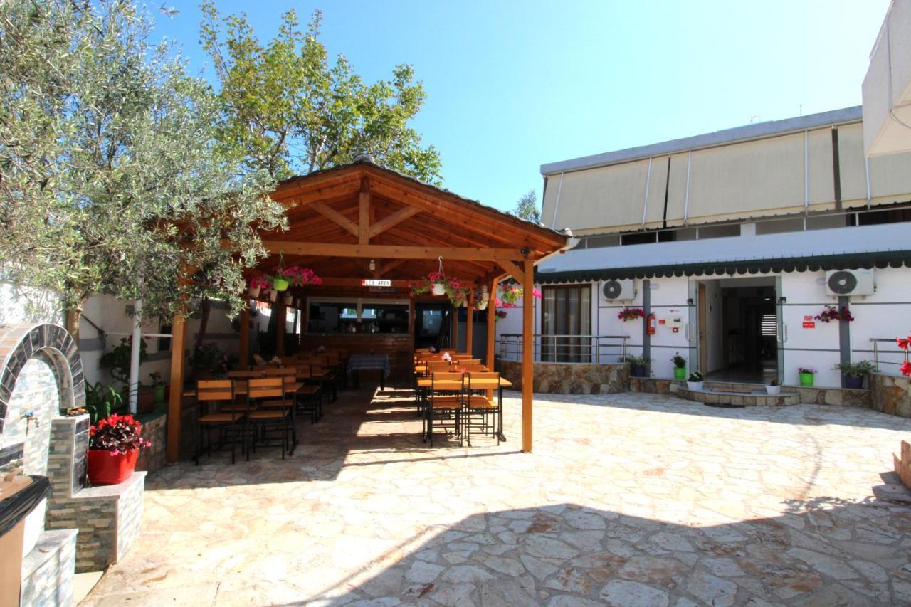 Vila Reni Risi Ksamil Exteriér fotografie