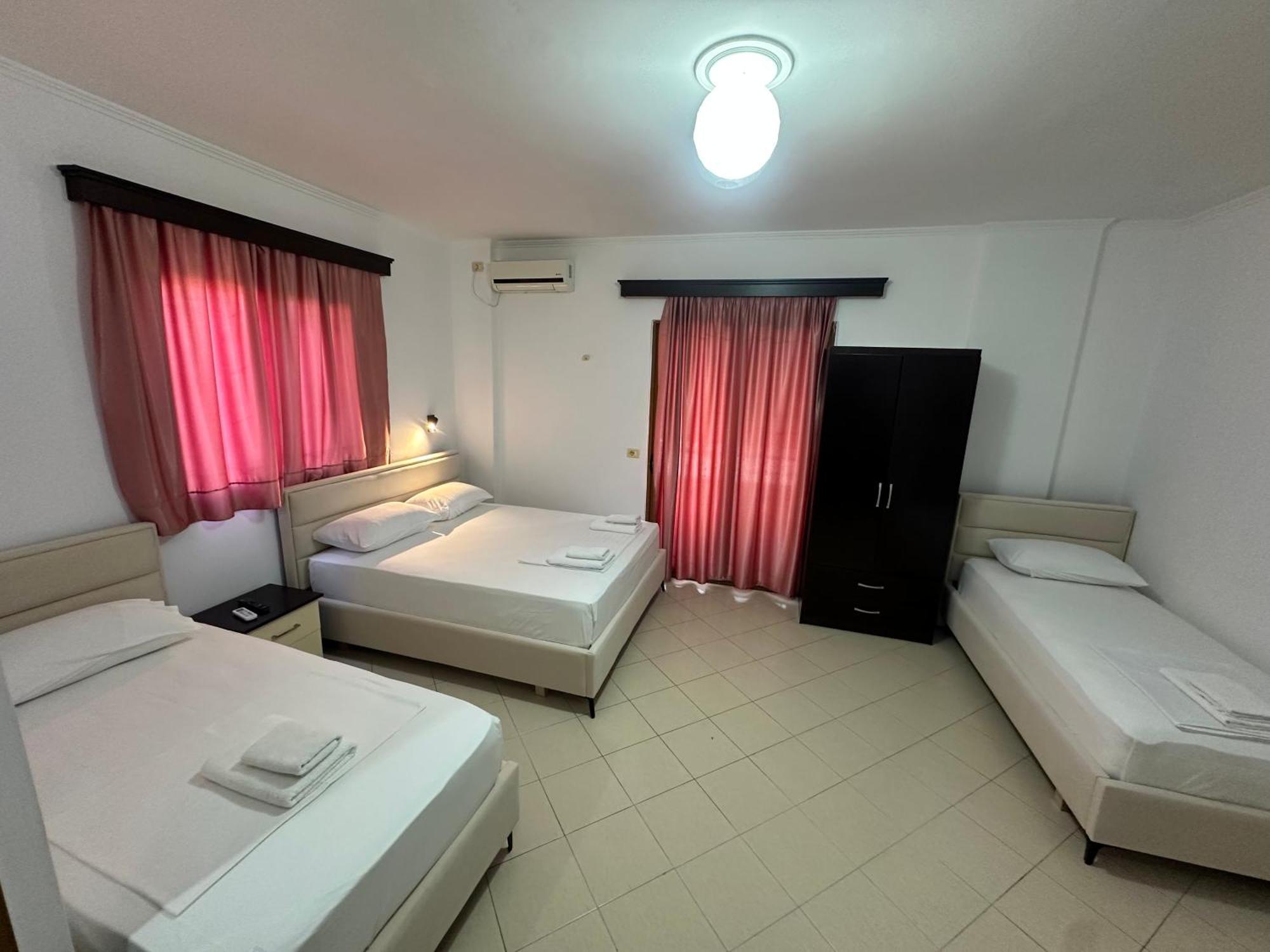 Vila Reni Risi Ksamil Exteriér fotografie
